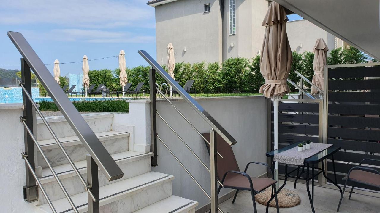 Astra Sarti Luxury Suites Eksteriør billede